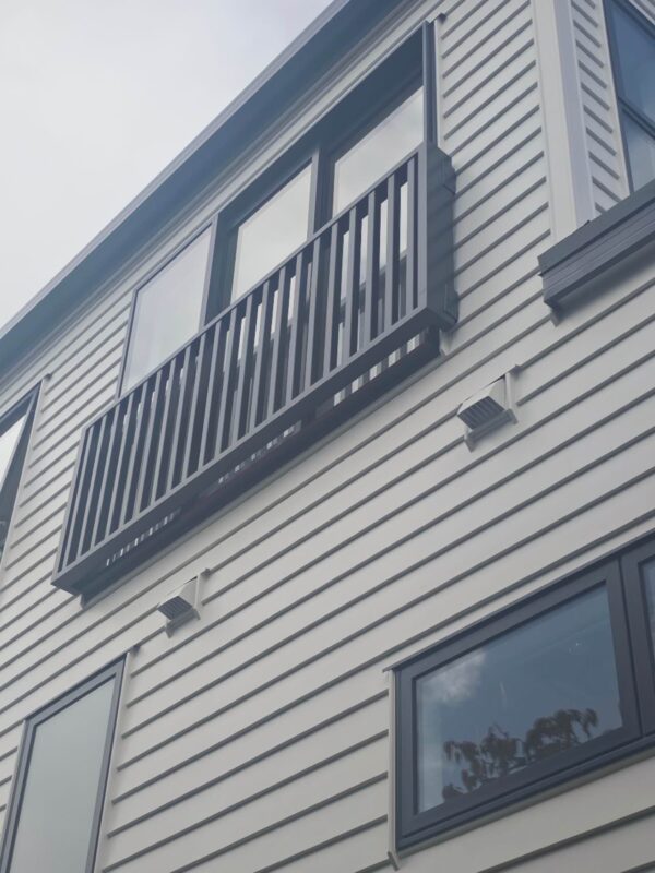 Balustrades- - Image 9